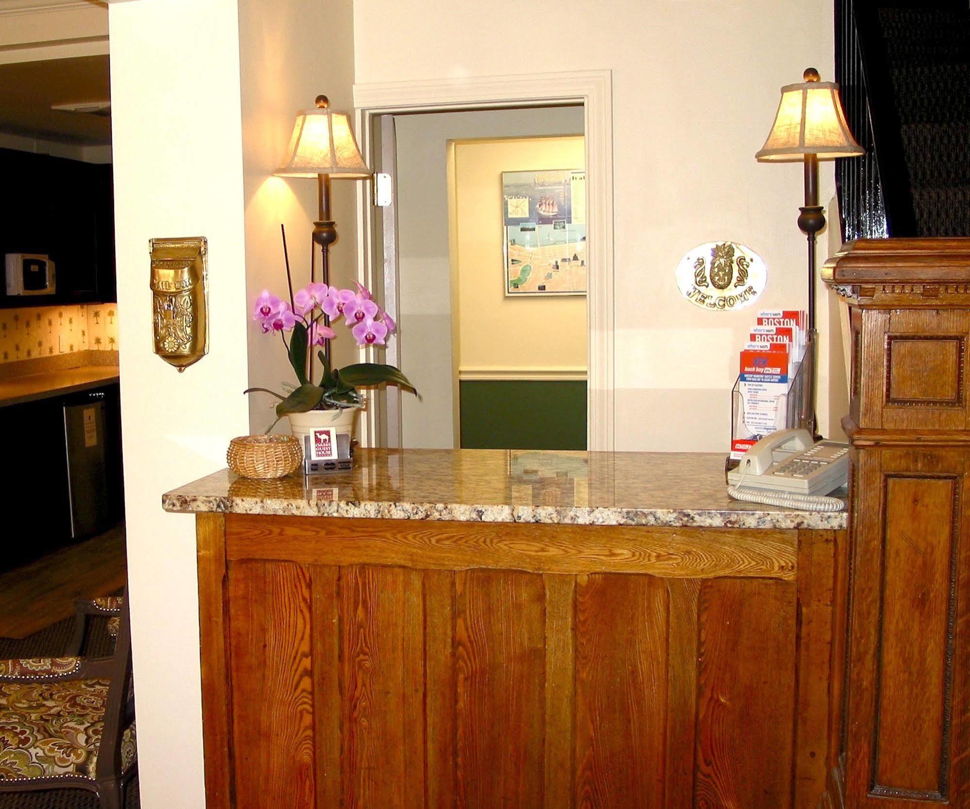 Oasis Guest House Boston Bagian luar foto