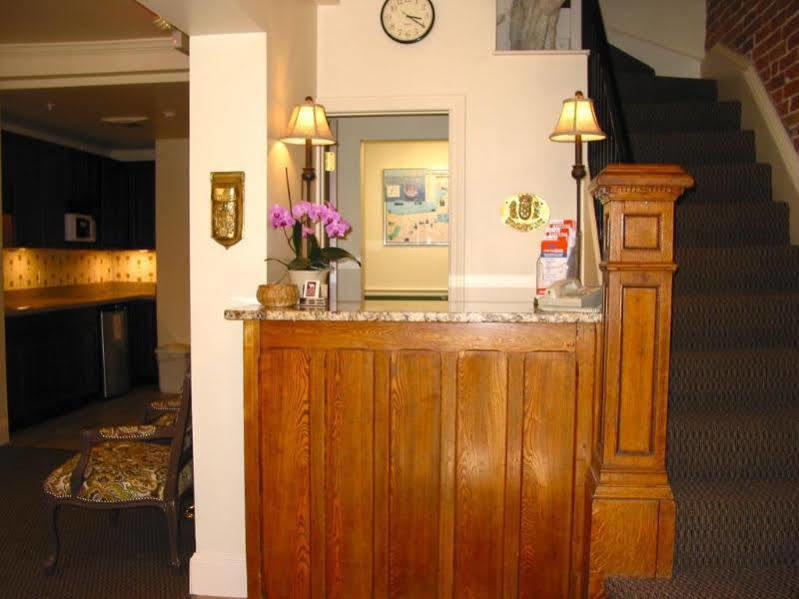 Oasis Guest House Boston Bagian luar foto